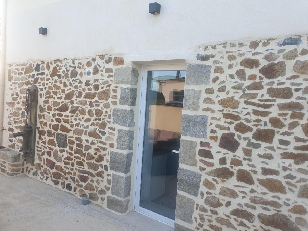 Gite Atypique Avec Jacuzzi Hillion Exterior foto